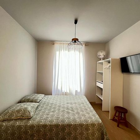Petit Capucin Apartamento Carcassonne Exterior foto